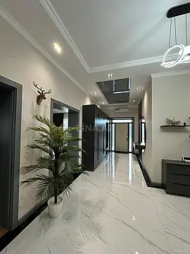 Kirayə verilir 5 otaqlı həyət evi 220 m²