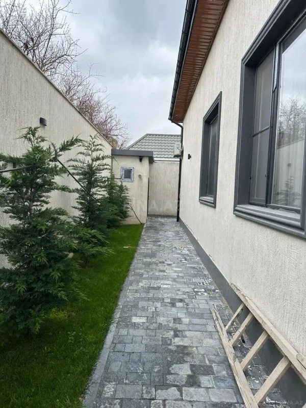 Kirayə verilir 5 otaqlı həyət evi 220 m²