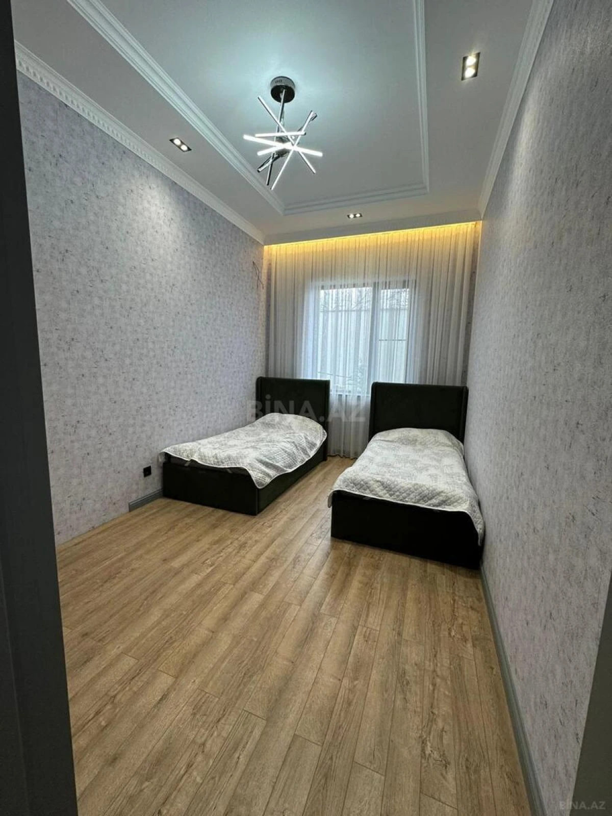 Kirayə verilir 5 otaqlı həyət evi 220 m²