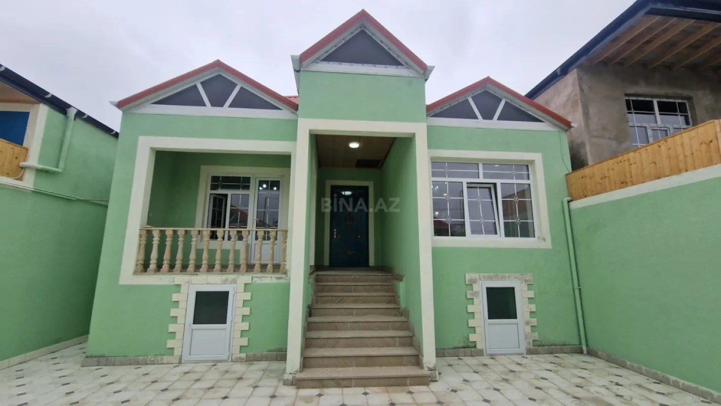 Satılır 3 otaqlı həyət evi 100 m²