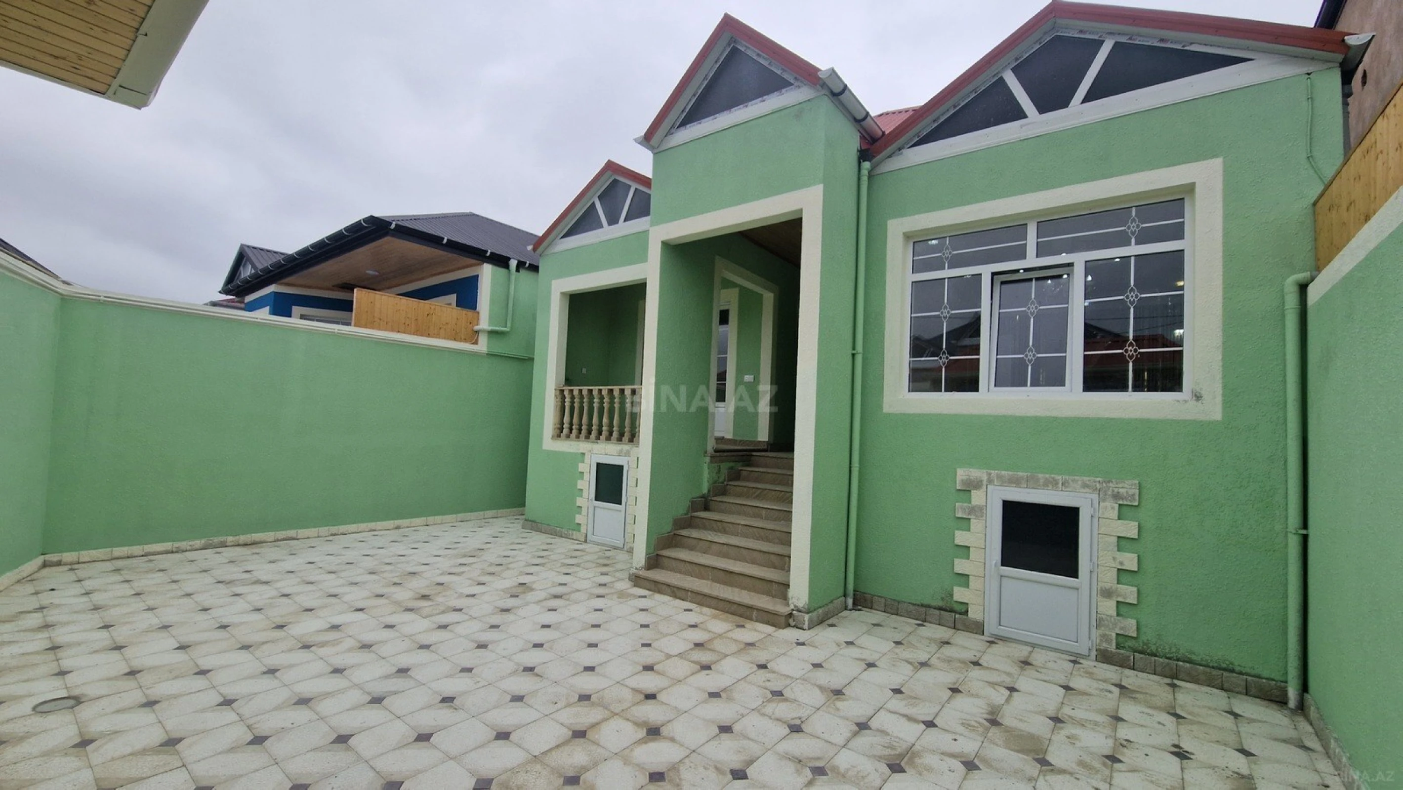 Satılır 3 otaqlı həyət evi 100 m²