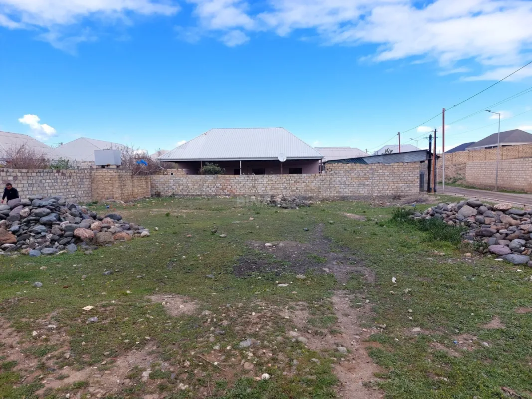 Satılır torpaq sahəsi 4 m²