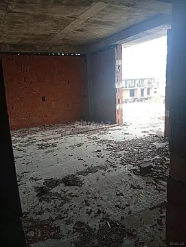 Satılır 2 otaqlı mənzil 68 m²