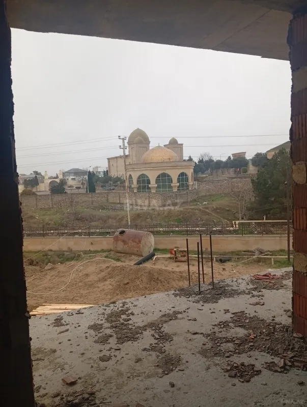 Satılır 2 otaqlı mənzil 68 m²