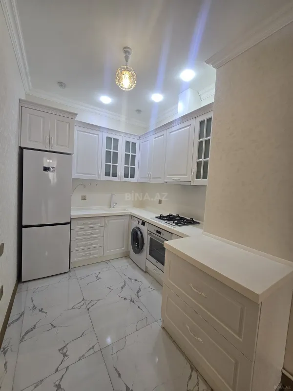 Satılır 2 otaqlı mənzil 79 m²