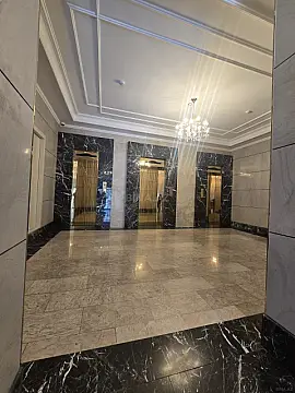 Satılır 2 otaqlı mənzil 79 m²