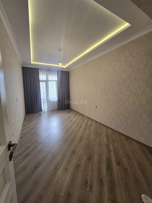 Satılır 2 otaqlı mənzil 79 m²