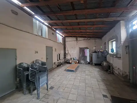 Satılır 4 otaqlı həyət evi 185 m²