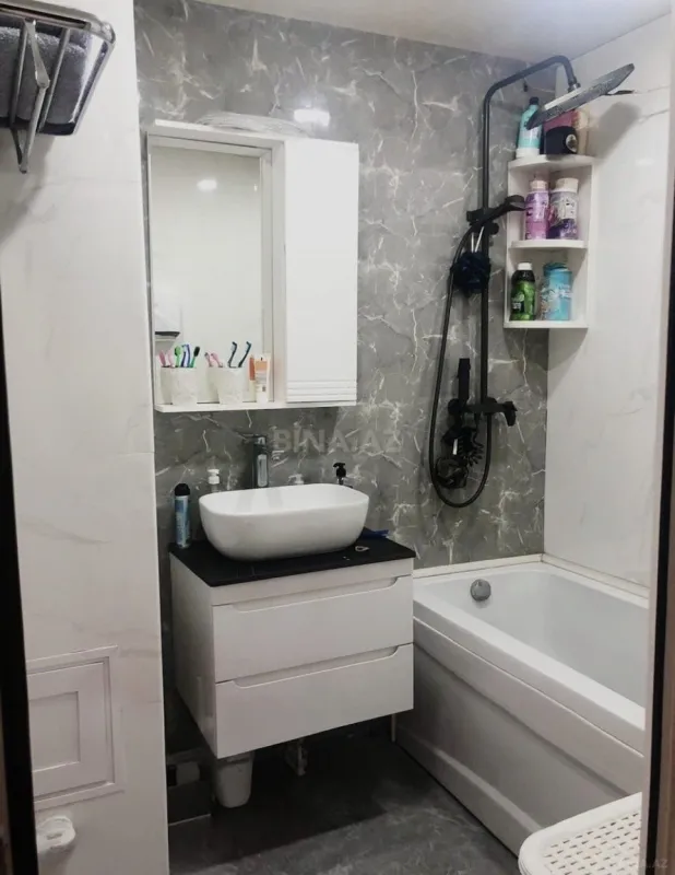 Satılır 3 otaqlı mənzil 80 m²