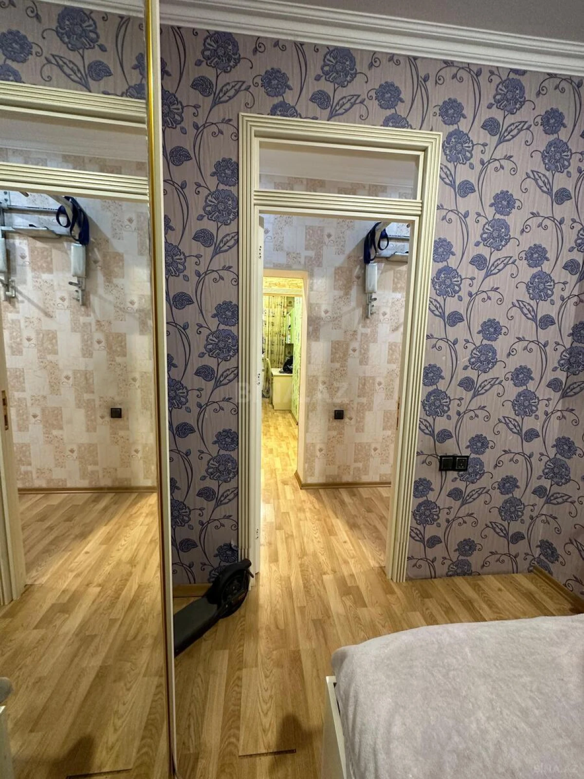 Satılır 3 otaqlı mənzil 77 m²