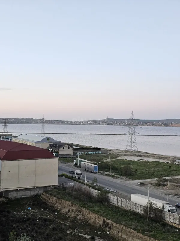 Satılır 3 otaqlı mənzil 90 m²