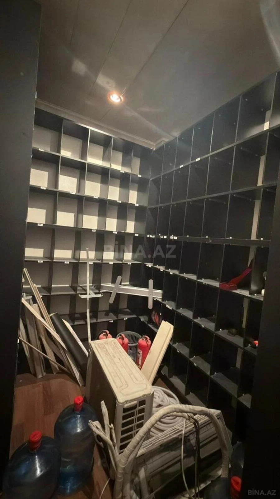 Kirayə verilir 5 otaqlı ofis 210 m²