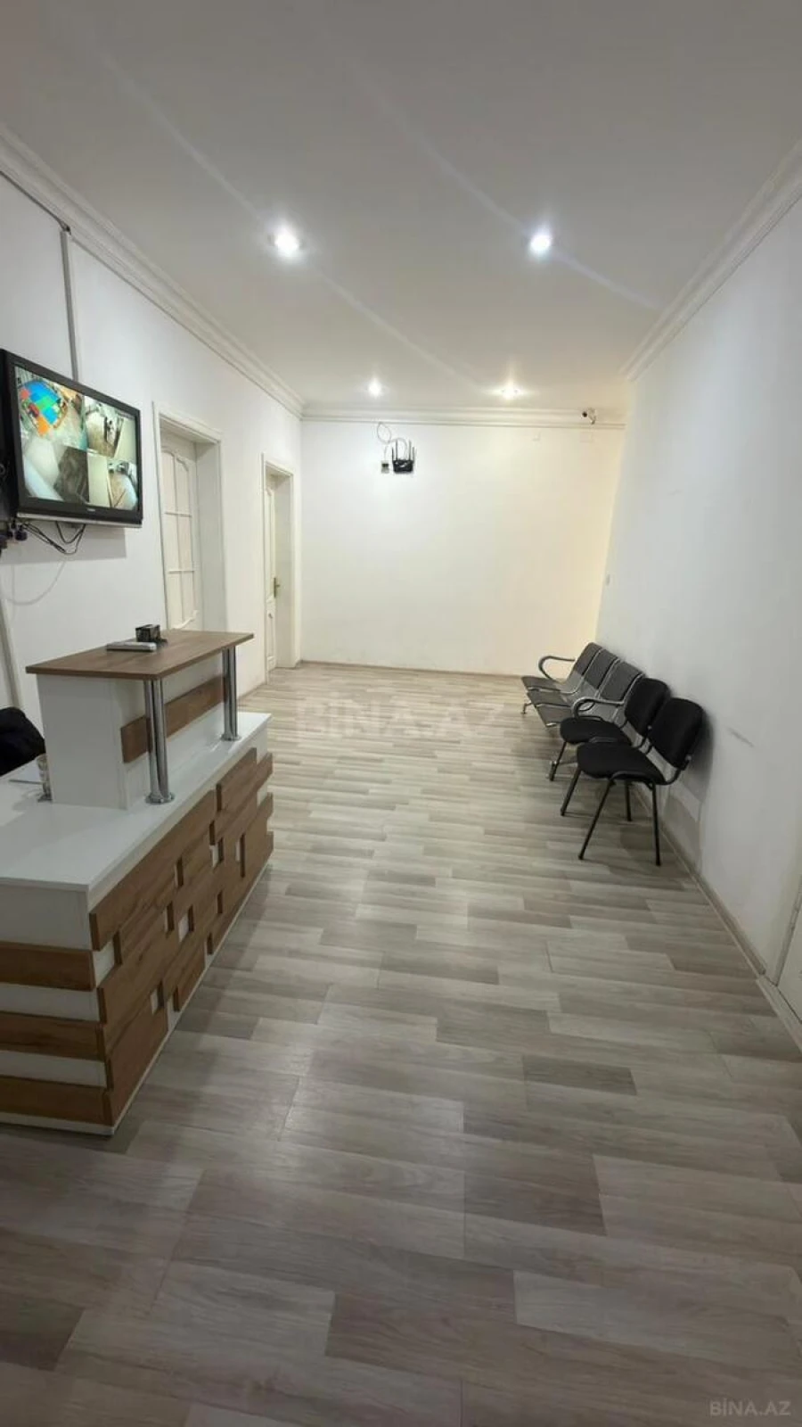Kirayə verilir 5 otaqlı ofis 210 m²