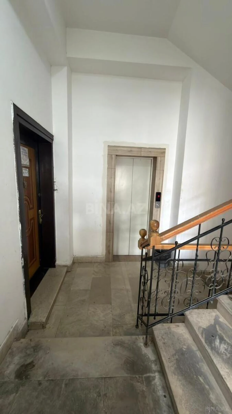 Kirayə verilir 5 otaqlı ofis 210 m²