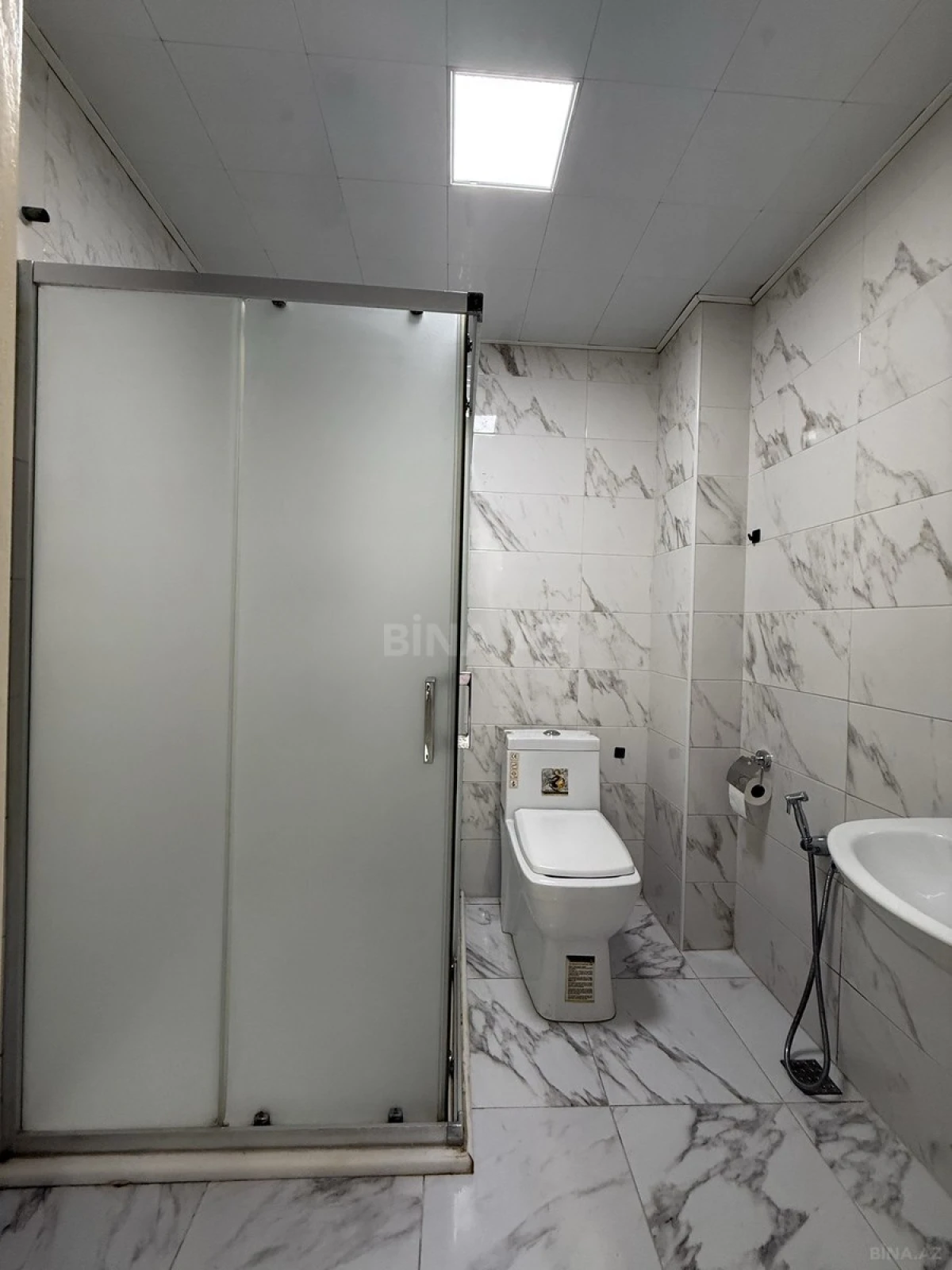 Kirayə verilir 3 otaqlı mənzil 75 m²