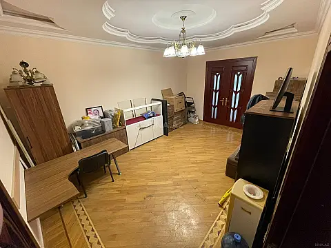 Kirayə verilir 3 otaqlı mənzil 90 m²