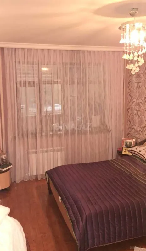 Satılır 2 otaqlı mənzil 86 m²
