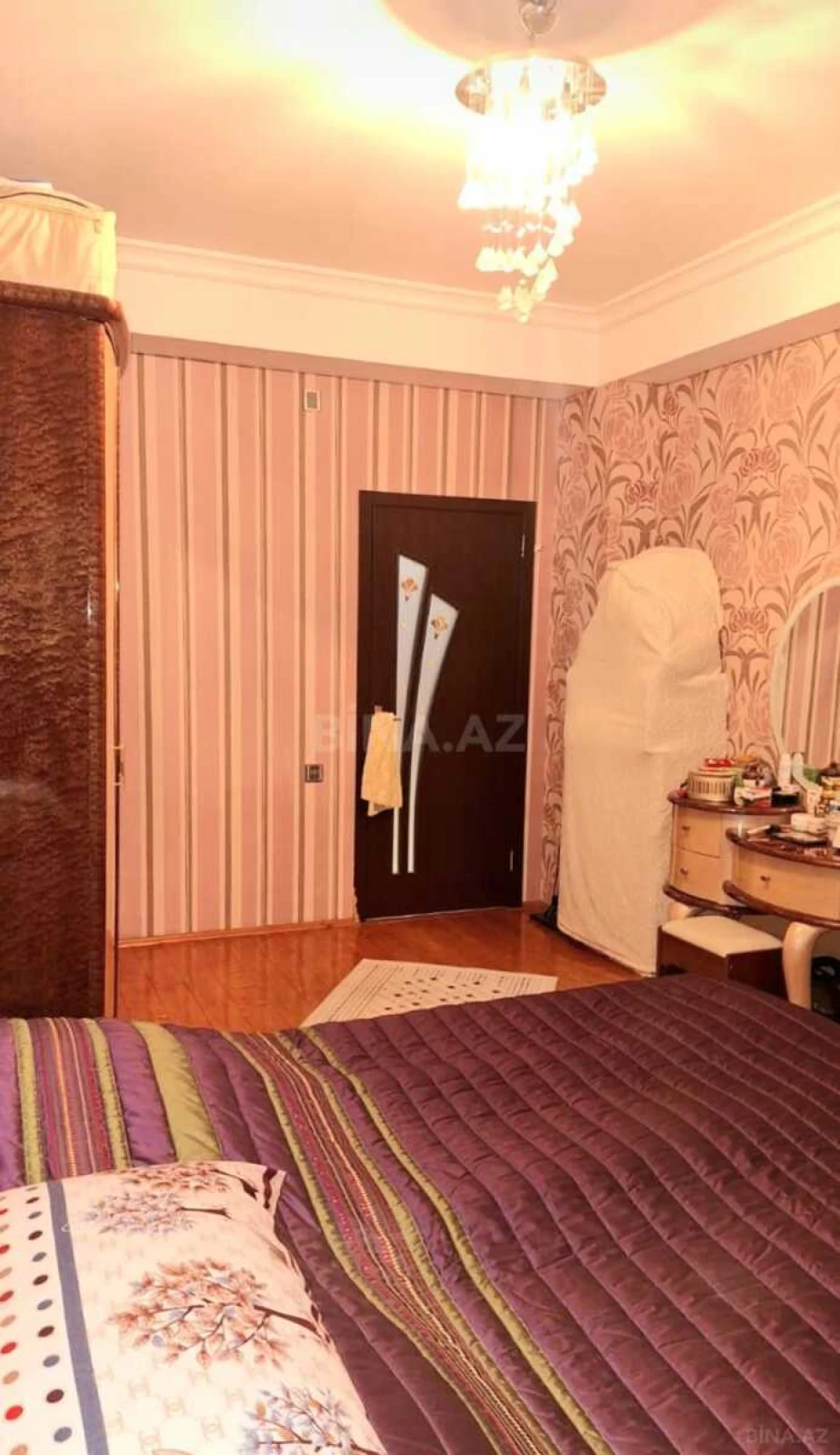 Satılır 2 otaqlı mənzil 86 m²