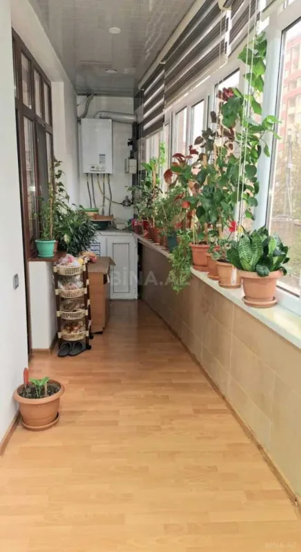 Satılır 2 otaqlı mənzil 86 m²