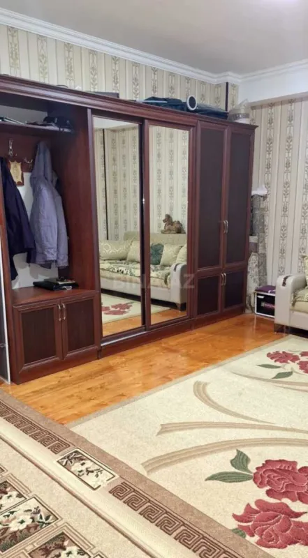 Satılır 2 otaqlı mənzil 86 m²