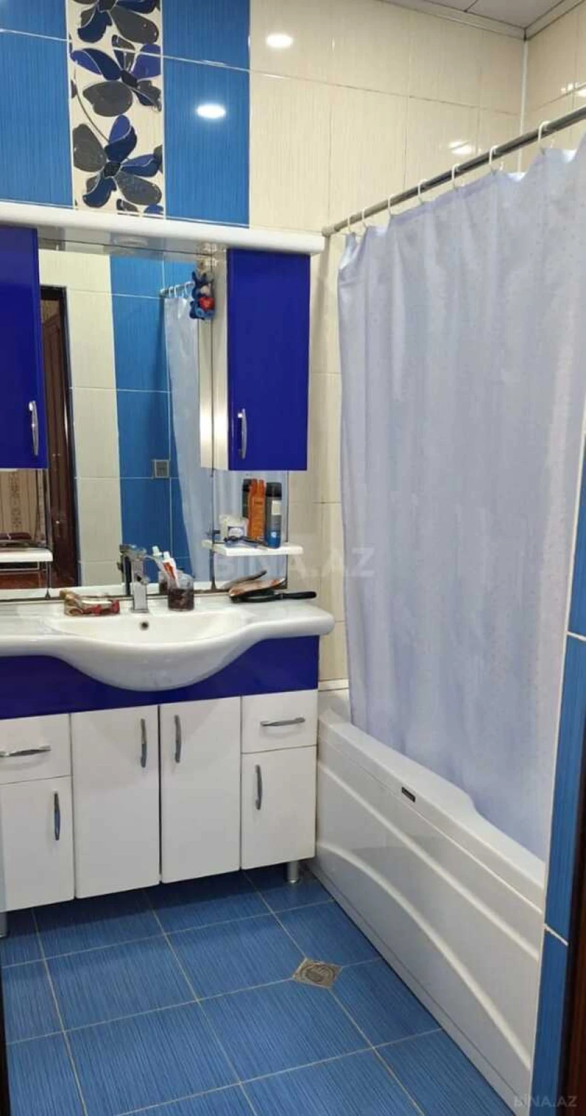 Satılır 2 otaqlı mənzil 86 m²