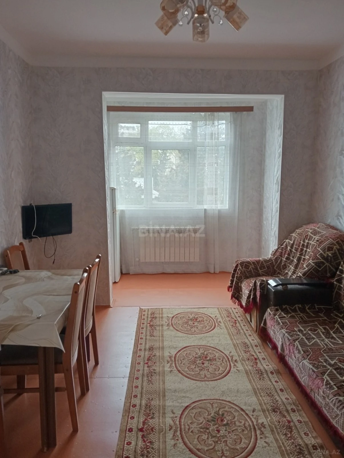 Kirayə verilir 2 otaqlı mənzil 50 m²