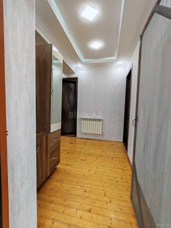 Satılır 6 otaqlı həyət evi 190 m²
