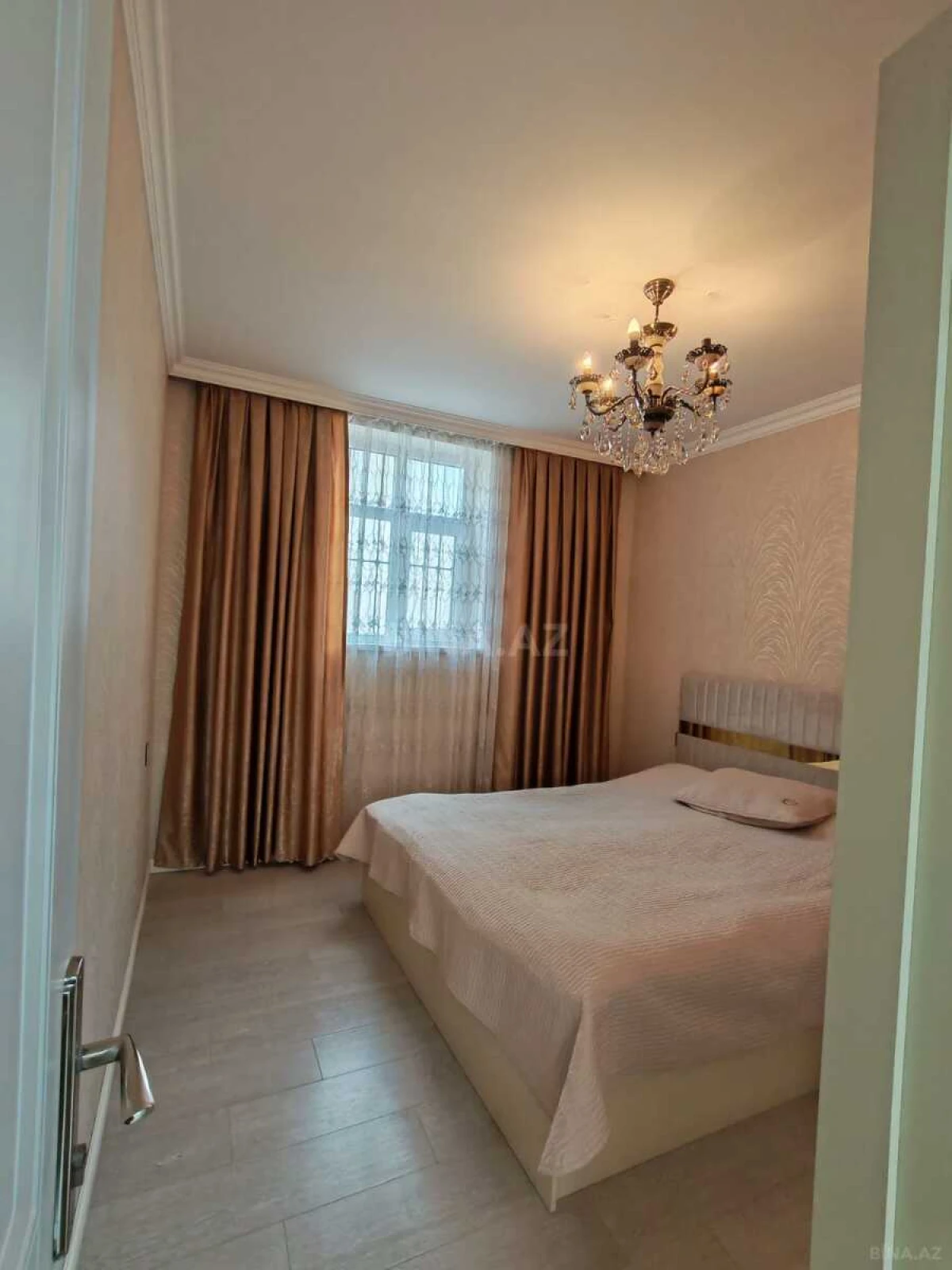 Satılır 6 otaqlı həyət evi 190 m²
