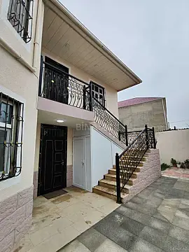 Satılır 6 otaqlı həyət evi 190 m²