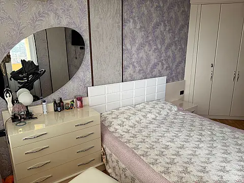 Satılır 3 otaqlı mənzil 124 m²