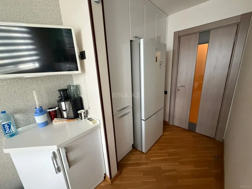 Satılır 3 otaqlı mənzil 124 m²