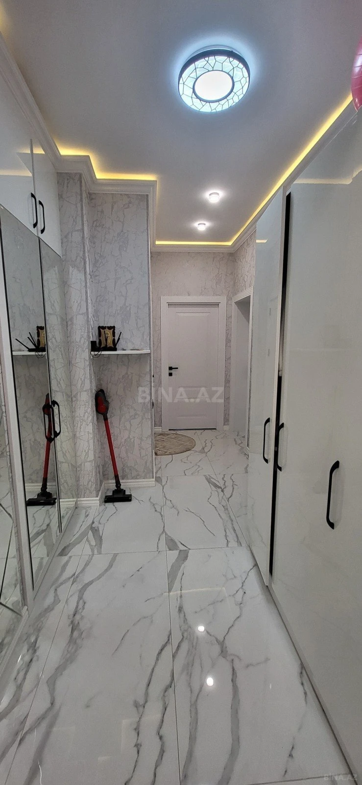 Satılır 3 otaqlı mənzil 84.7 m²