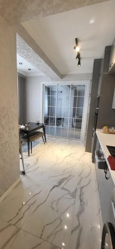 Satılır 3 otaqlı mənzil 84.7 m²