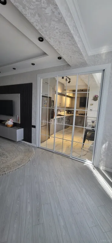 Satılır 3 otaqlı mənzil 84.7 m²