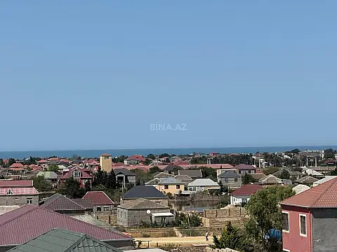 Satılır 7 otaqlı həyət evi 230 m²