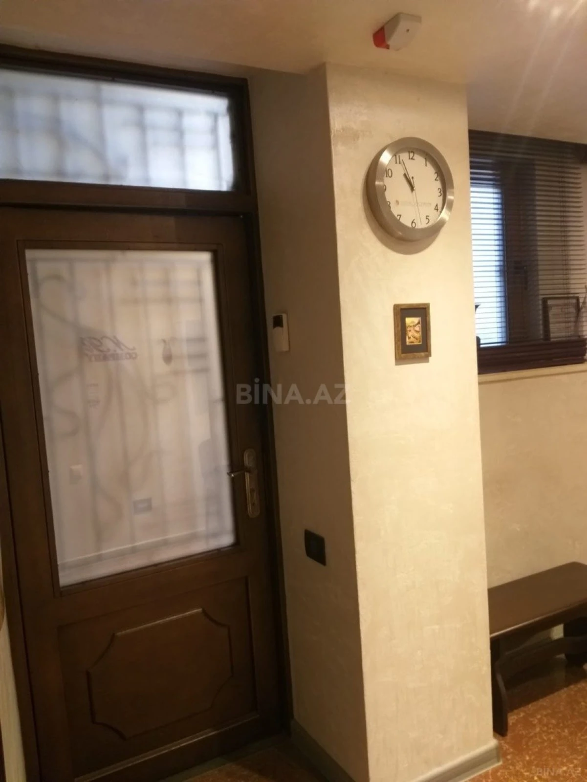 Kirayə verilir 1 otaqlı ofis 15 m²