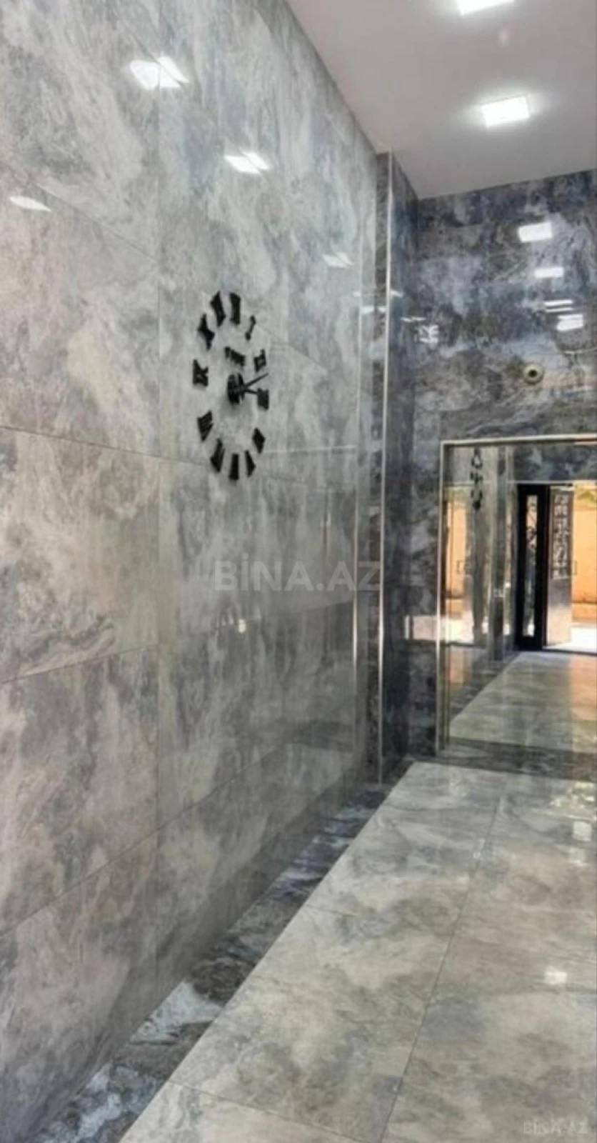 Satılır 2 otaqlı mənzil 70 m²