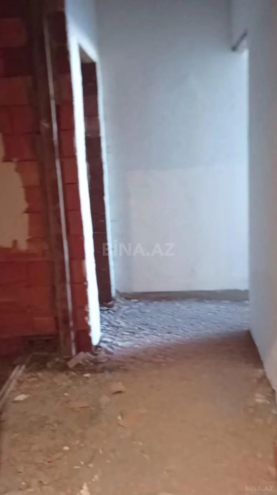 Satılır 2 otaqlı mənzil 70 m²