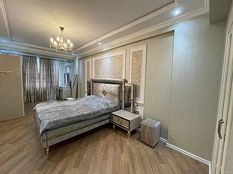 Kirayə verilir 2 otaqlı mənzil 120 m²