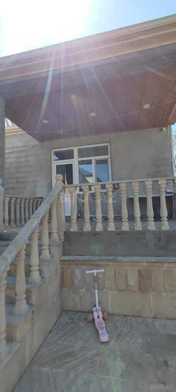 Satılır 4 otaqlı həyət evi 128 m²