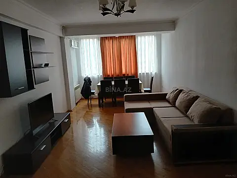 Kirayə verilir 3 otaqlı mənzil 80 m² — Bakı, Sahil qəs. 3 otaq 80.00 m²
