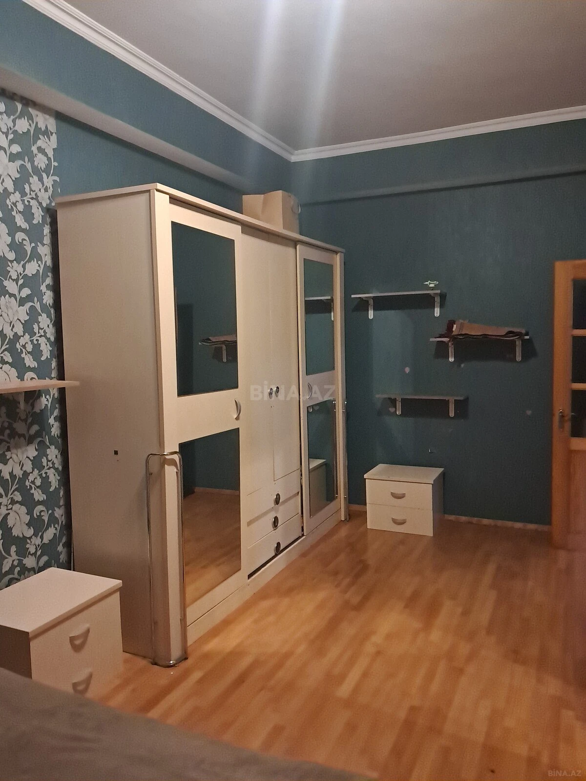 Satılır 3 otaqlı mənzil 74 m²