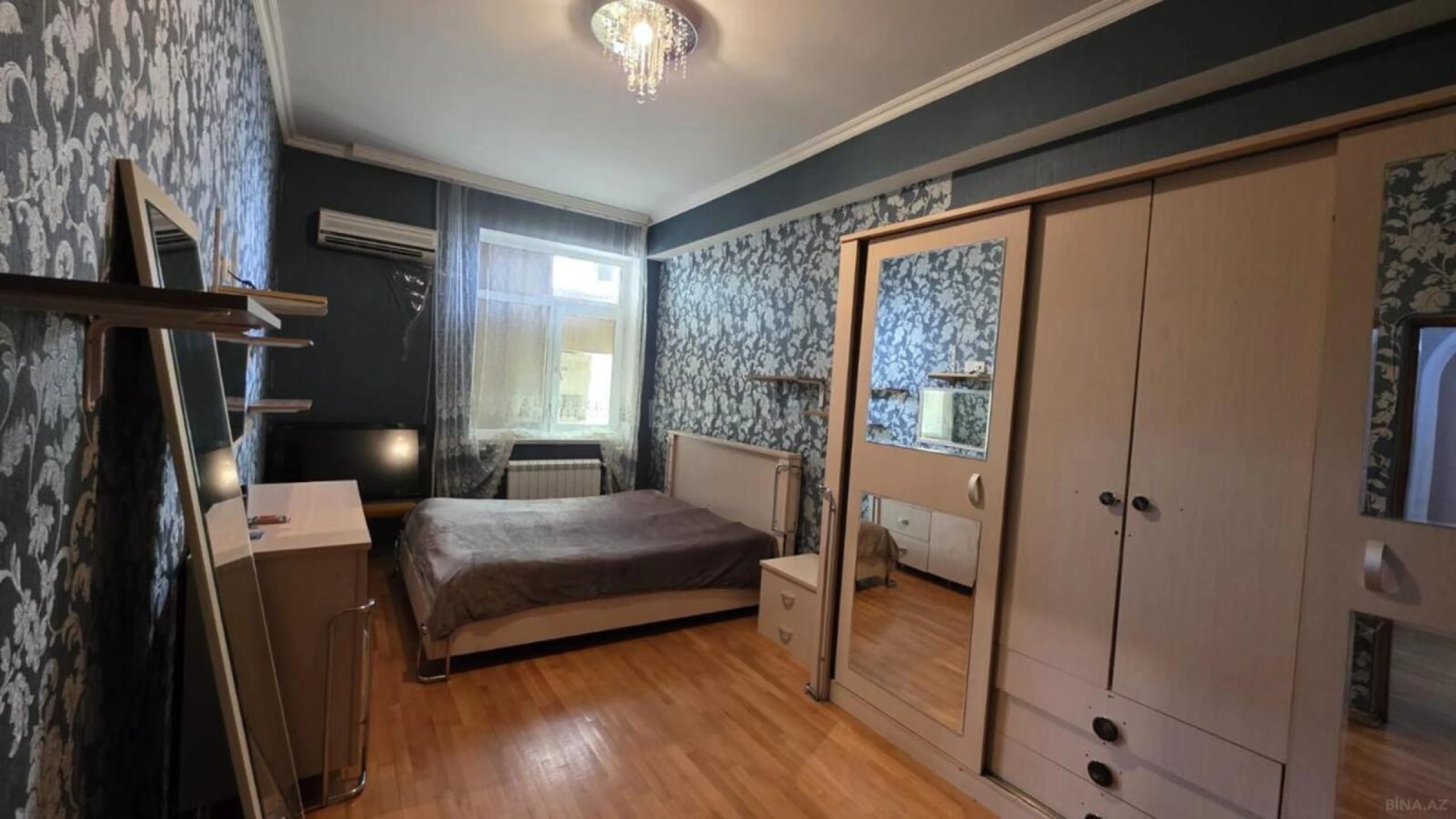 Satılır 3 otaqlı mənzil 74 m²