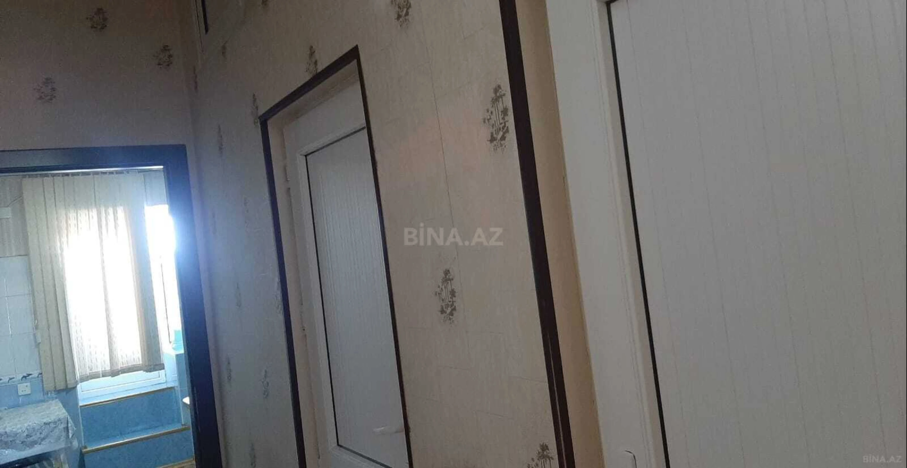 Kirayə verilir 2 otaqlı mənzil 90 m²