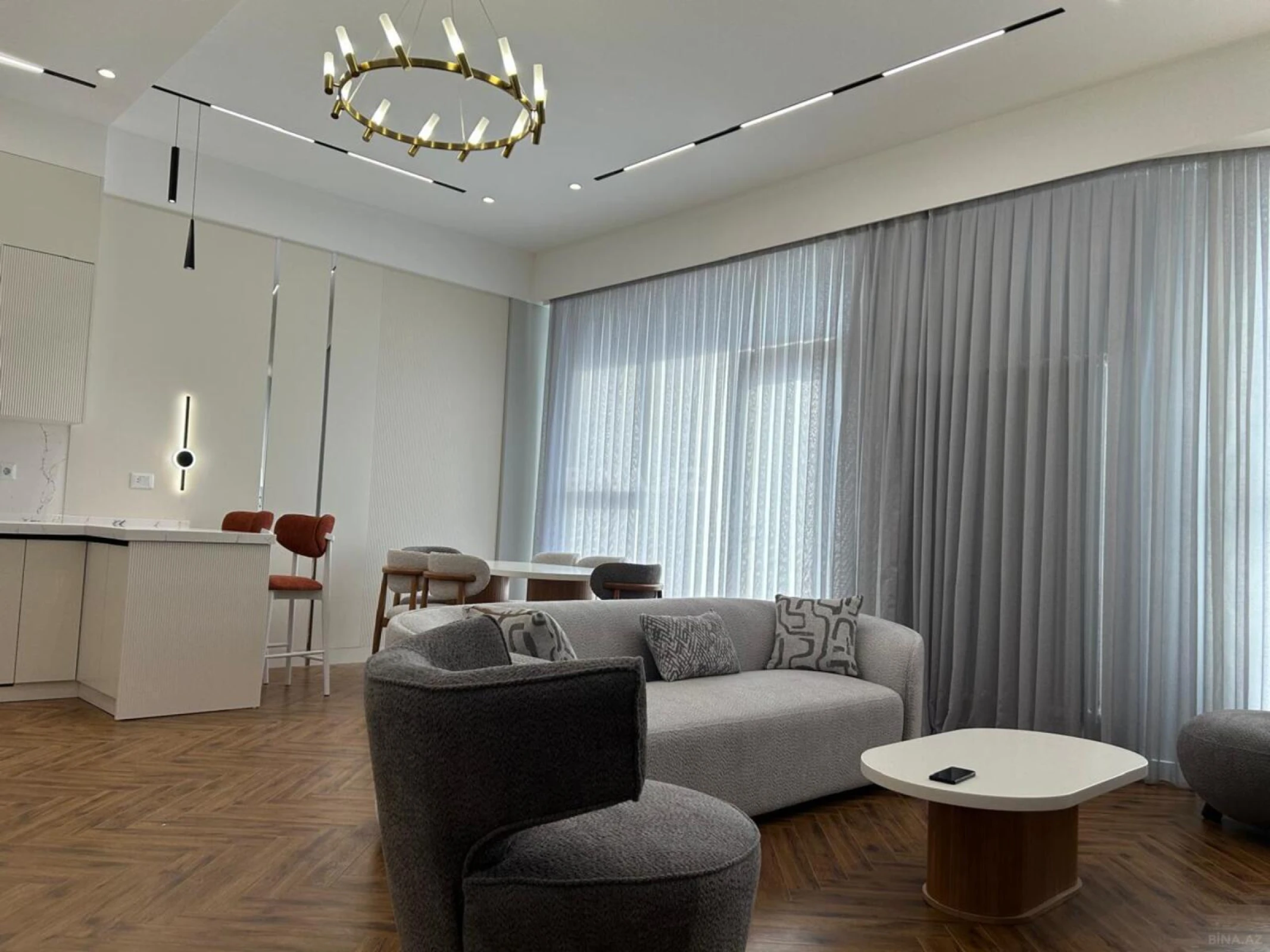 Kirayə verilir 2 otaqlı mənzil 80 m²