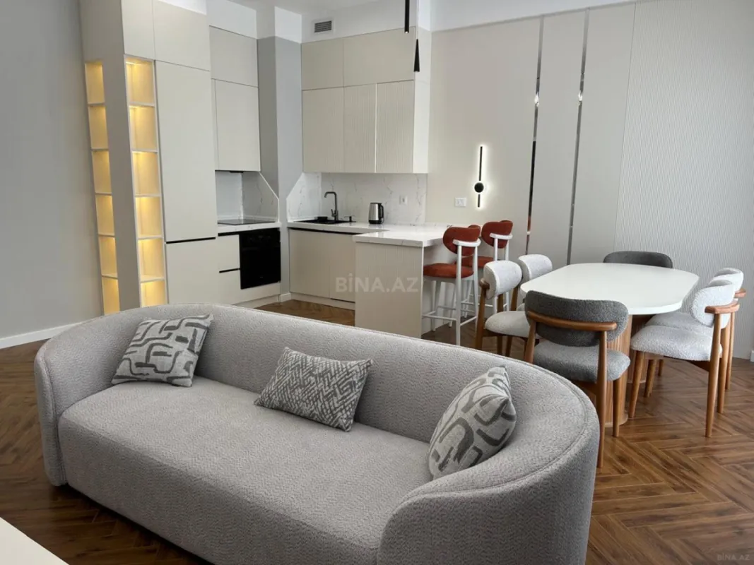 Kirayə verilir 2 otaqlı mənzil 80 m²