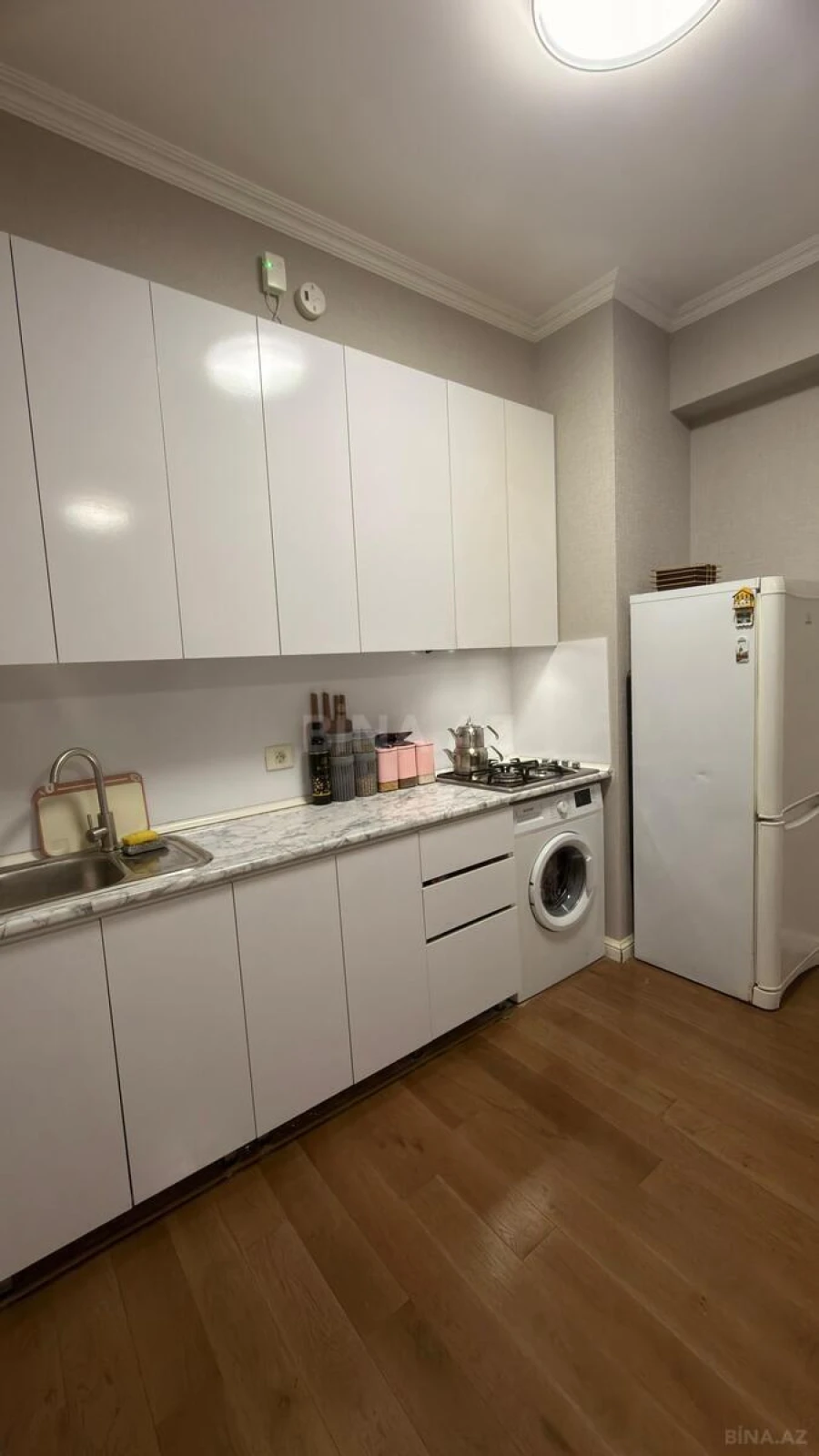 Kirayə verilir 2 otaqlı mənzil 60 m²