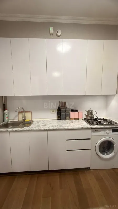 Kirayə verilir 2 otaqlı mənzil 60 m²