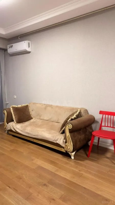 Kirayə verilir 2 otaqlı mənzil 60 m²