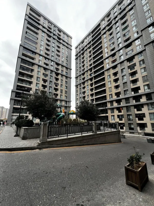 Satılır 2 otaqlı mənzil 55 m²